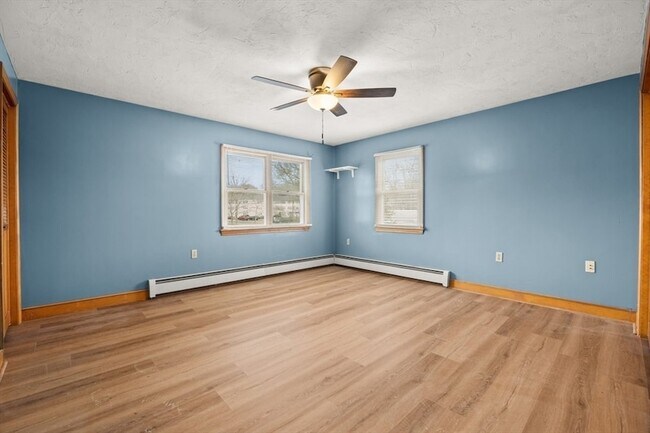 Building Photo - 39 Blendall St