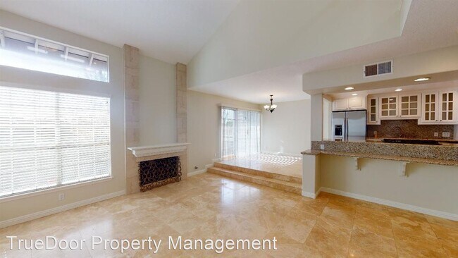 Building Photo - 3 br, 2.5 bath House - 451 Kakkis Dr # 102