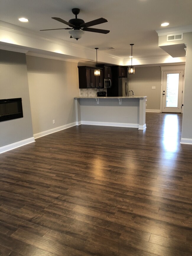 Building Photo - 159 Mallard Ln
