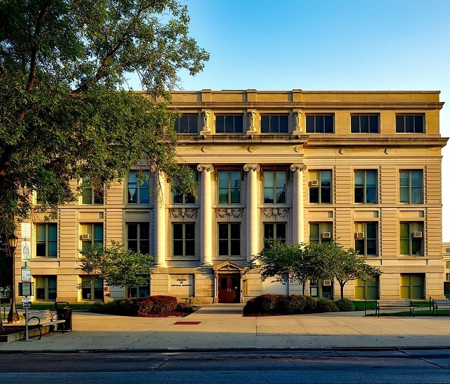 Macbride Hall houses the University of Iowa Museum of Natural History