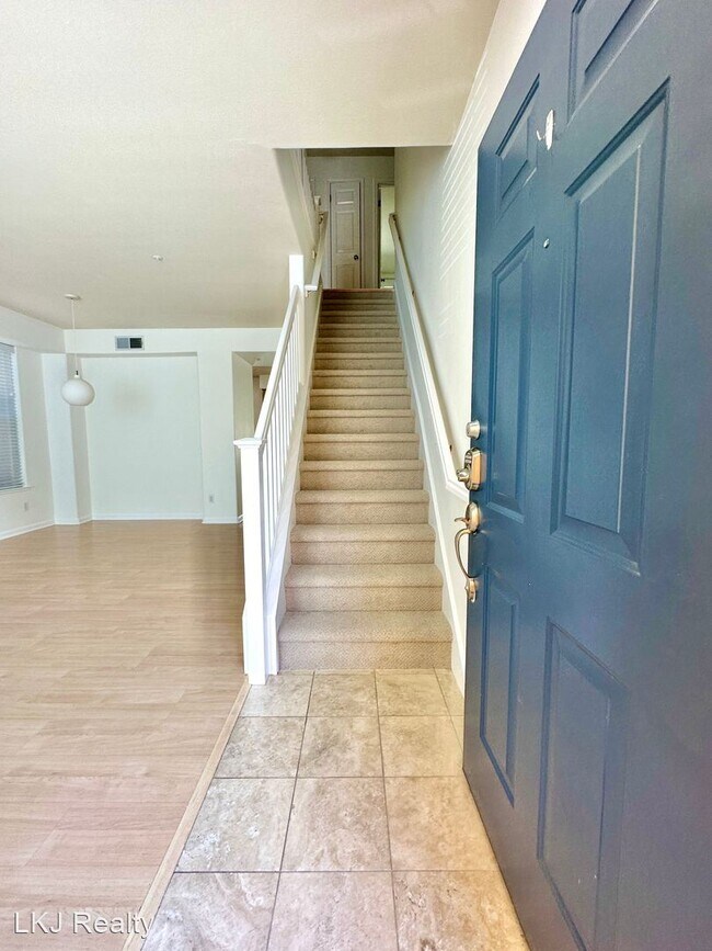 Building Photo - 3 br, 2.5 bath House - 82 Gann Way
