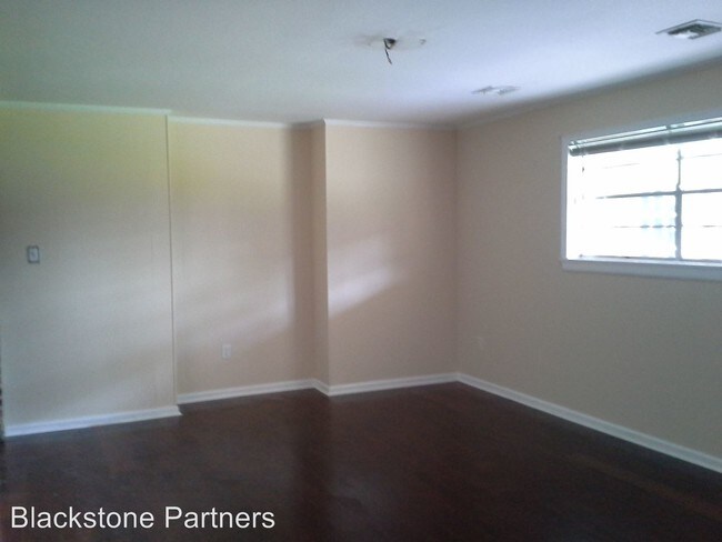 Building Photo - 3 br, 2 bath House - 1021 Chevelle Dr.