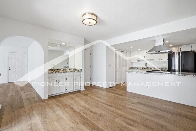 Foto del edificio - Charming Home with Central AC & Washer/Dryer