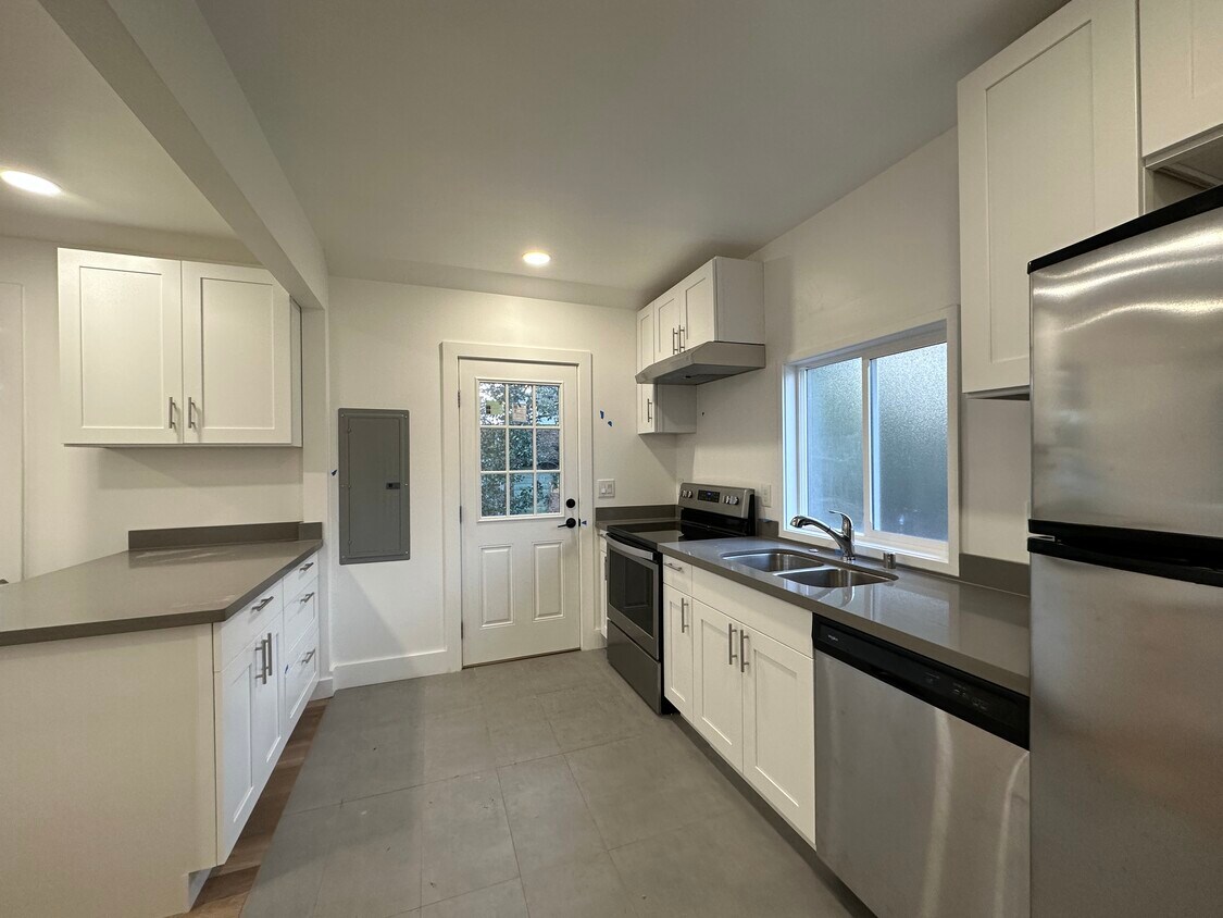 16619 Military Rd S, Seatac, WA 98188 House Rental in Seatac, WA