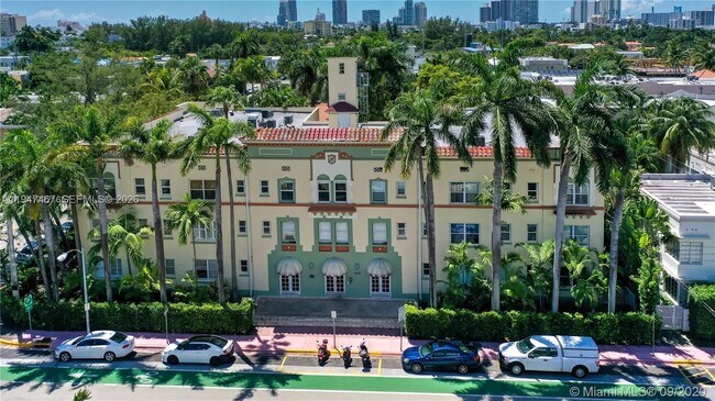 Foto del edificio - 900 16th St