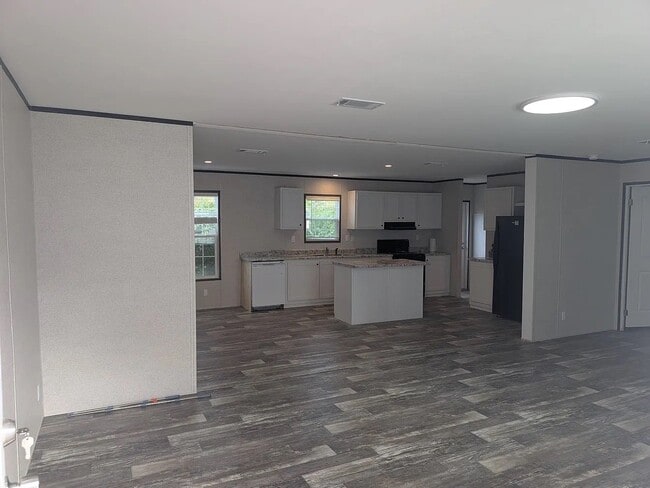 Foto del edificio - 402 NW 48th Terrace