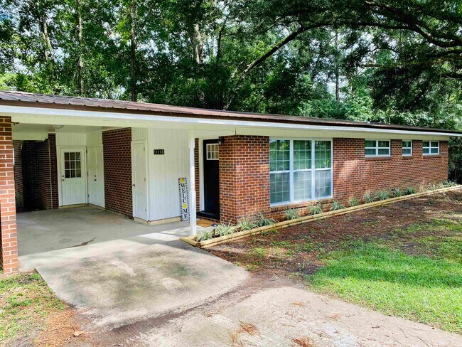 Foto del edificio - 1113 Buckingham Dr