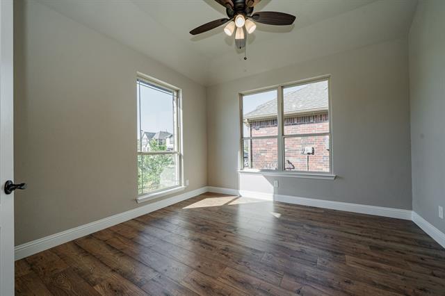 Foto del edificio - 920 Baldcypress Dr