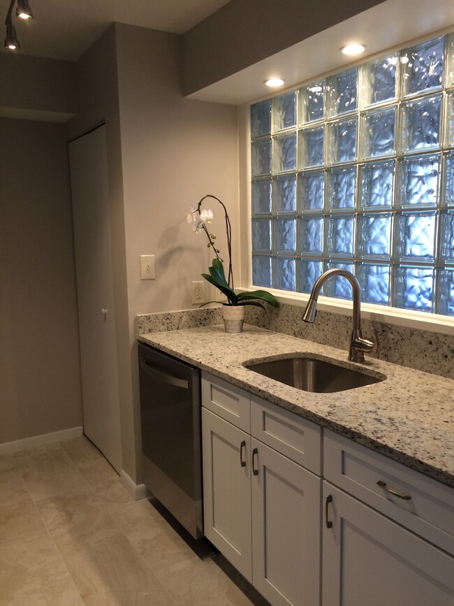 Kitchen - 2111 Wisconsin Ave NW