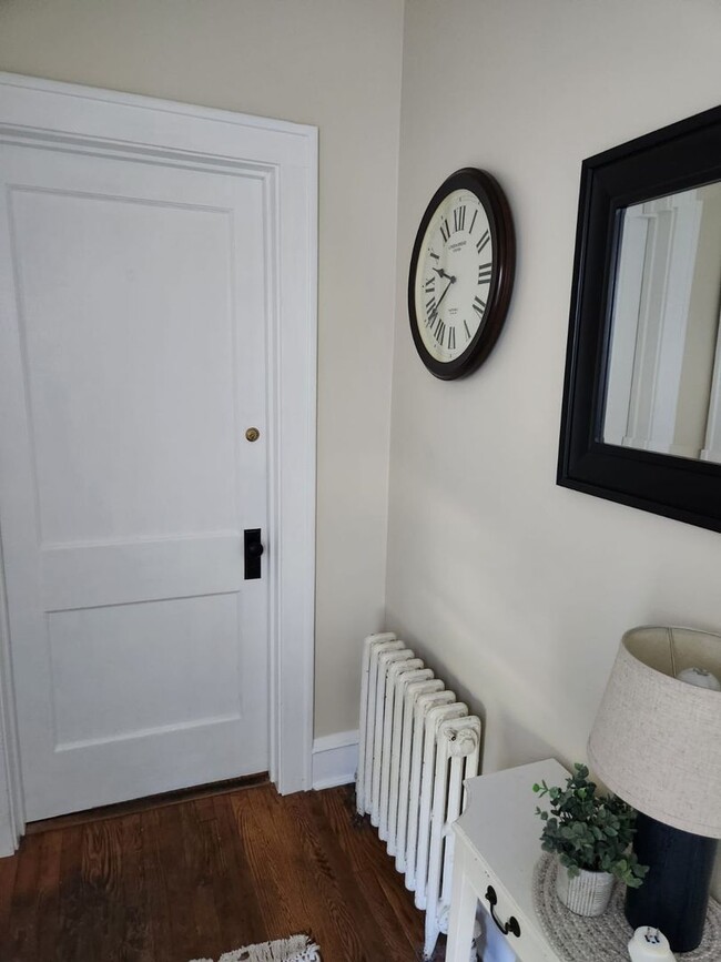 Foto del edificio - 35814 Ridge Rd