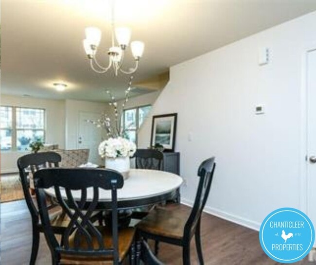 Foto del edificio - 3286 Ivy Wood Ln