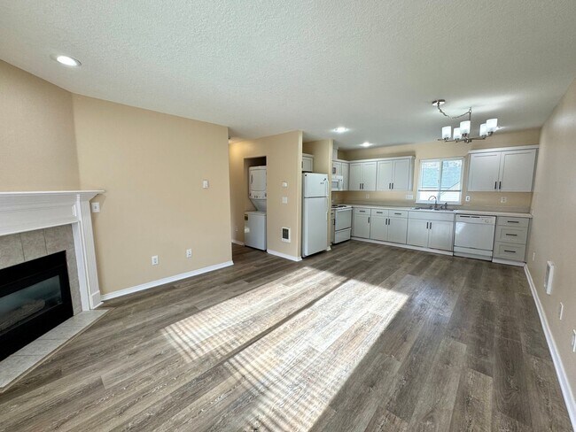 Foto del edificio - 14611 SE Lone Pine Dr