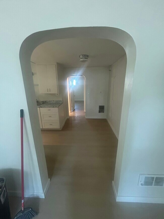 Foto del edificio - 400 W 13th St