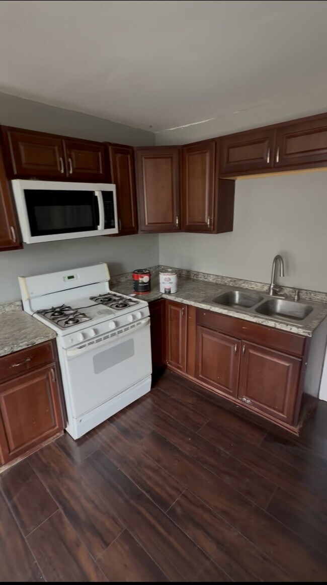 Foto del edificio - 3220 N 21st St