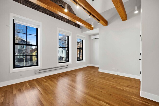 Foto del edificio - 1735 W Cullerton St