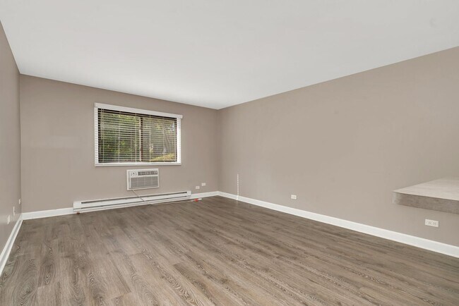 Interior Photo - Lakeside Village Apartments