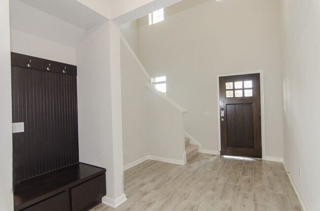 Foto del edificio - Gorgeous New 4 Bed /3 Bath Home in Gatlin ...
