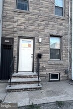 Building Photo - 2628 E Harold St