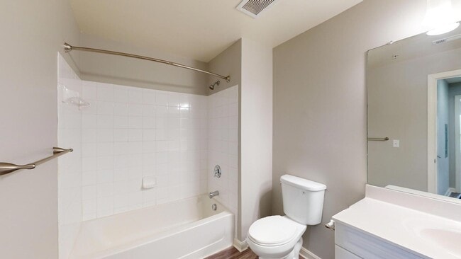 Interior Photo - Inwood West