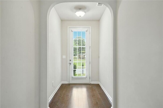 Foto del edificio - 2408 Chancery Mill Ln