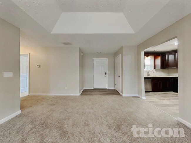 Building Photo - 45 Brighton Dr