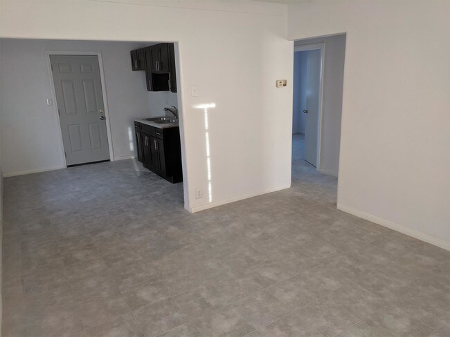 Foto del edificio - 952 Miller Ave