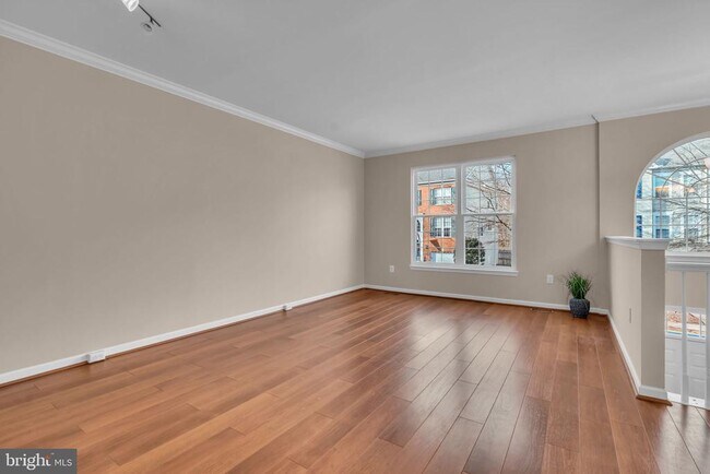 Foto del edificio - 21644 Frame Square