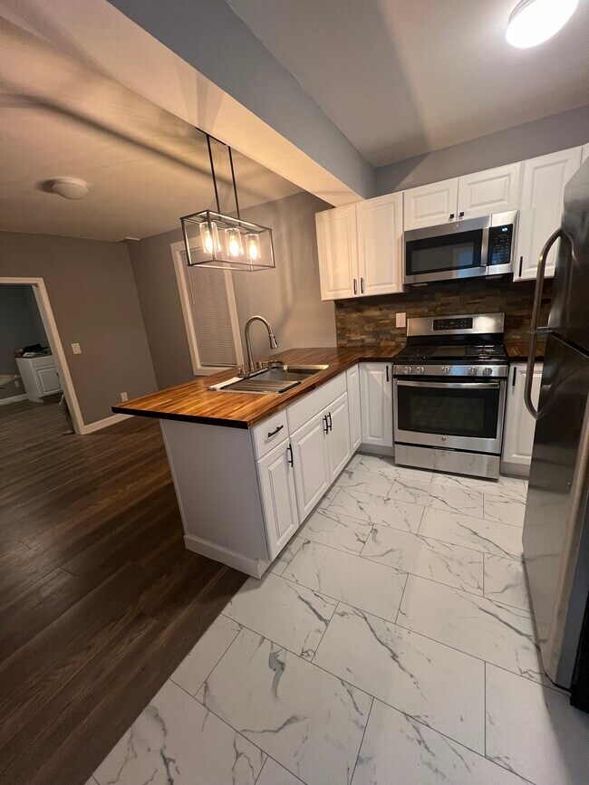 Foto del edificio - 3804 Dixie Hwy