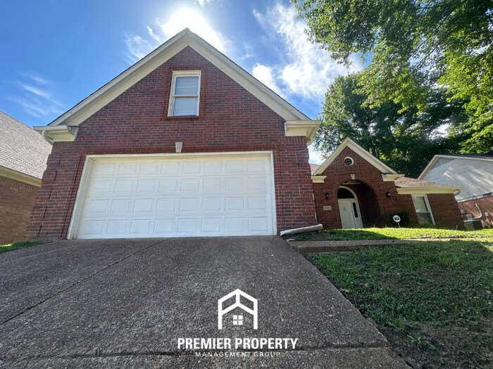 Grand 4BR/3BA Cordova Home | 2,060 Sq Ft, Upstairs Bonus Room & Luxury Primary Suite - Grand 4BR/3BA Cordova Home | 2,060 Sq Ft, Upstairs Bonus Room & Luxury Primary Suite