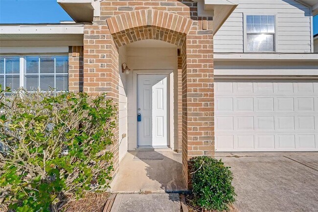Foto del edificio - 14106 Kinsbourne Ln
