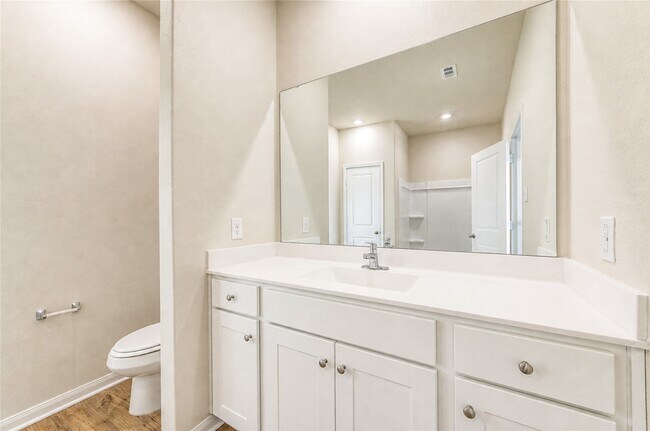 Building Photo - 1512 Jean Mdw Dr