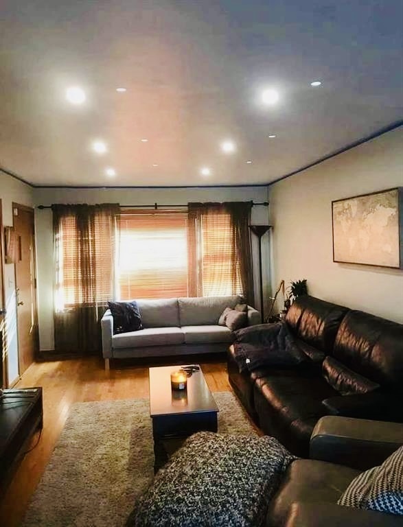 Foto del edificio - 1505 Huntington Way