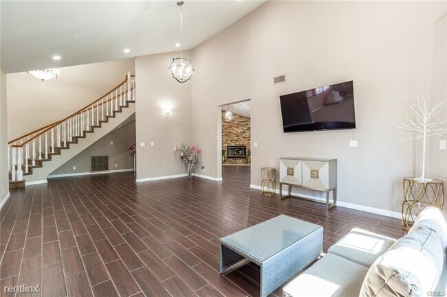 Foto del edificio - 5 br, 5 bath House - 17853 Ridgeway Rd