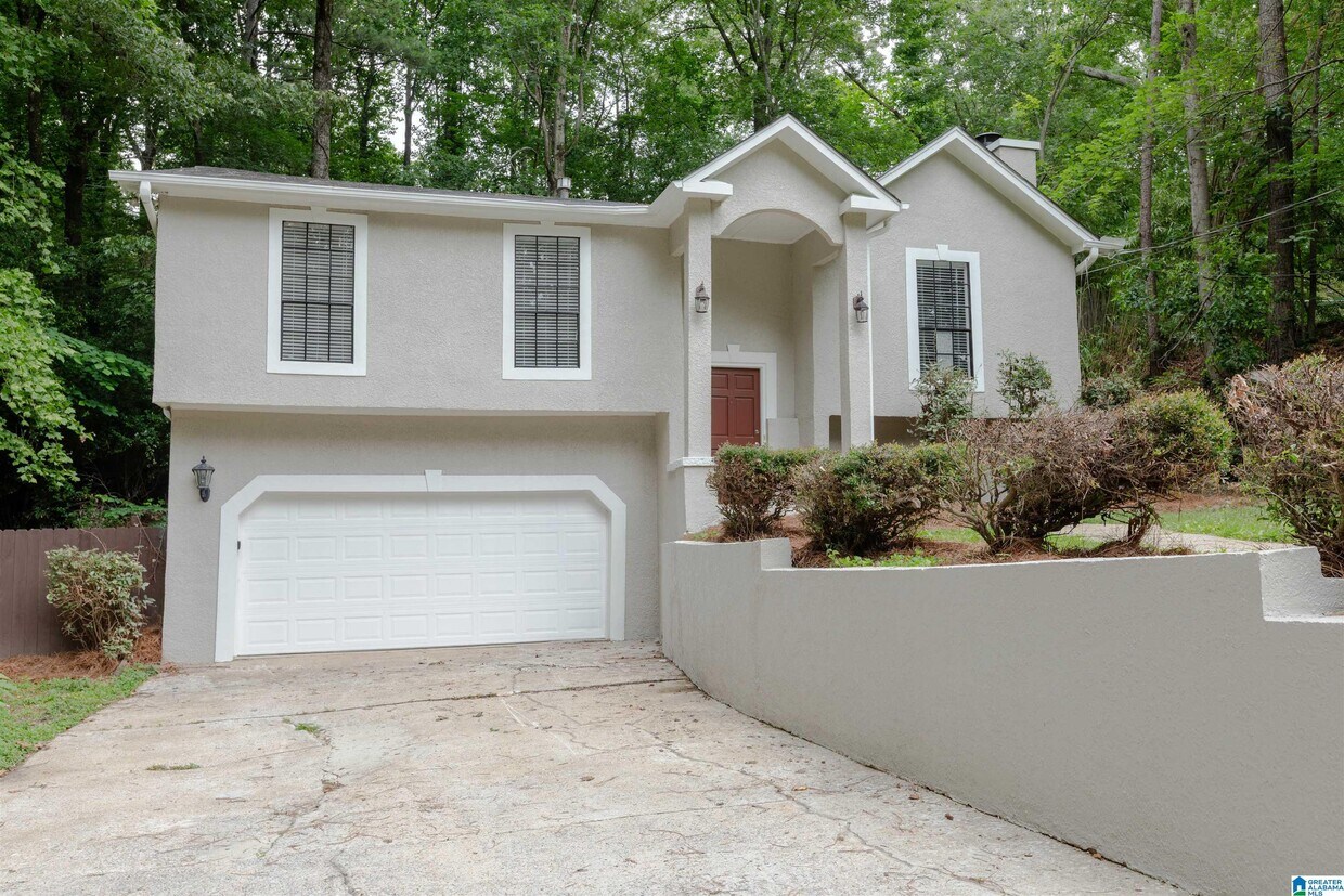 Foto principal - 3612 Chaumont Dr