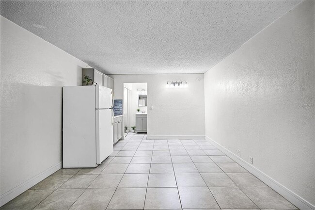 Building Photo - 43420 US-27