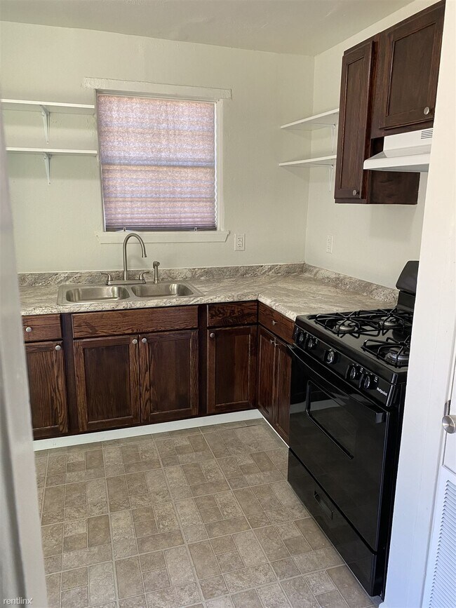 Building Photo - 2 br, 1 bath Duplex - 1224 Estelle Street