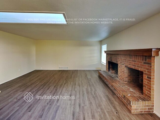 Building Photo - 2094 S Pagosa St