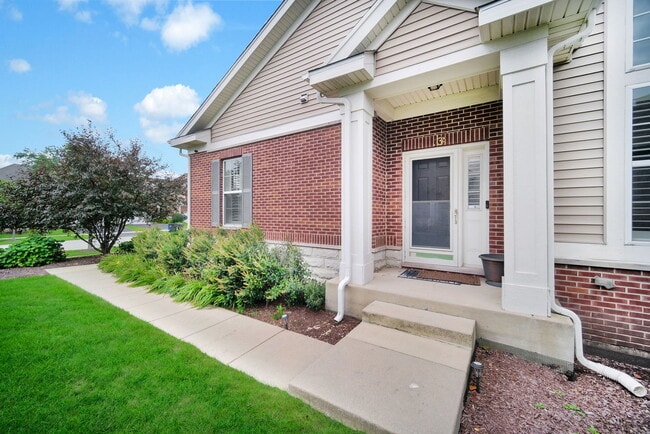 Building Photo - 1031 Ravendale Ct