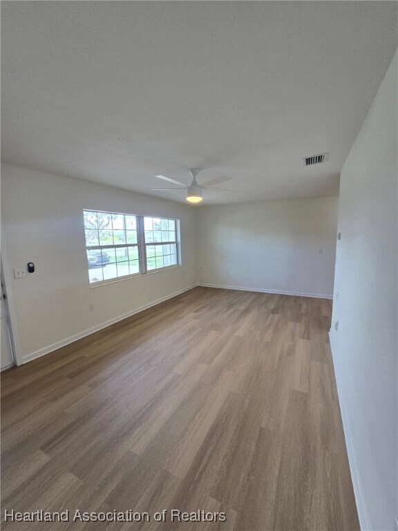 Foto del edificio - 1008 Percy Ave