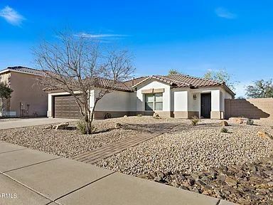 Foto principal - 1370 S Eucalyptus Pl