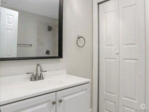 Building Photo - 4957 Ashley St