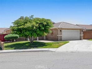 Building Photo - 3648 Banyon Ct