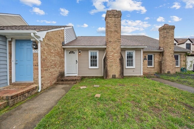 Building Photo - Charming 2-Bedroom Home in Virginia Beach