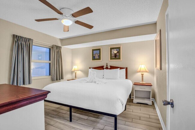 Foto del edificio - 1700 N Ocean Blvd