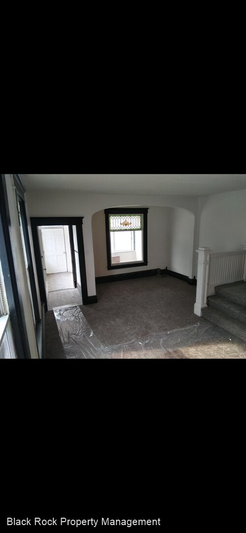 Building Photo - 5 br, 2 bath House - 41 W Ridge St