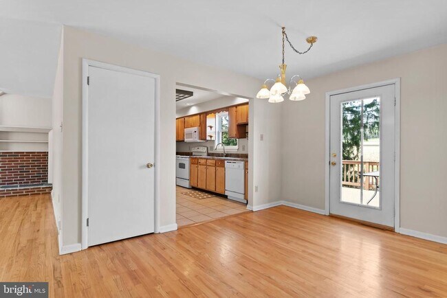 Foto del edificio - 213 Sunset Dr