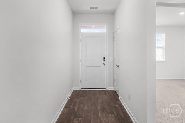 Building Photo - 105 Cole St