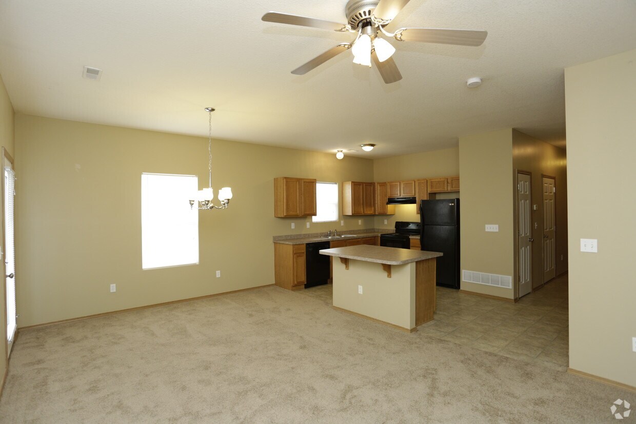 The Townhomes at Holly Ridge Apartments Kansas City, MO