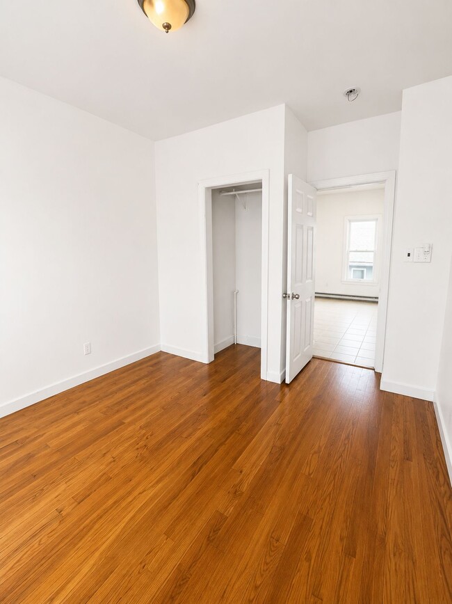 Photo - 118 Vernal St Apartment