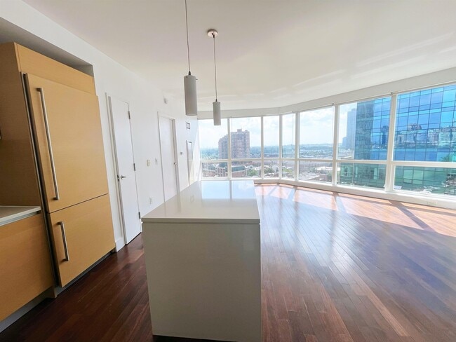 Foto del edificio - 77 Hudson St